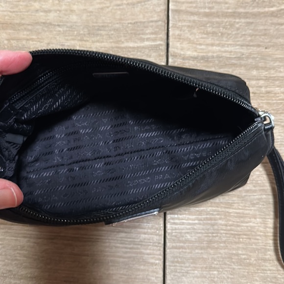 Prada cosmetic pouch new - Picture 6 of 17